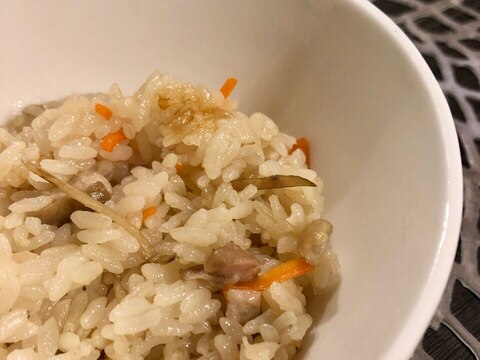 砂糖と醤油と鰹節だしでできる 鶏ごぼう炊き込みご飯 レシピ 作り方 By Ma Ma Yu Mi 楽天レシピ 砂糖と醤油と鰹節だしでできる 鶏ごぼう炊き込みご飯 レシピ 作り方 By Ma Ma Yu Mi 楽天レシピ